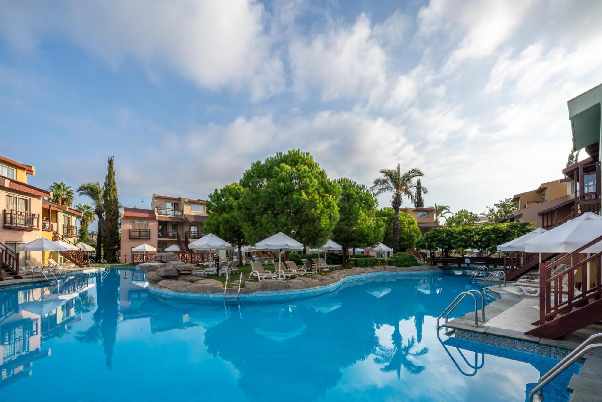 Selectum Family Resort Side 奇泽拉加克 外观 照片