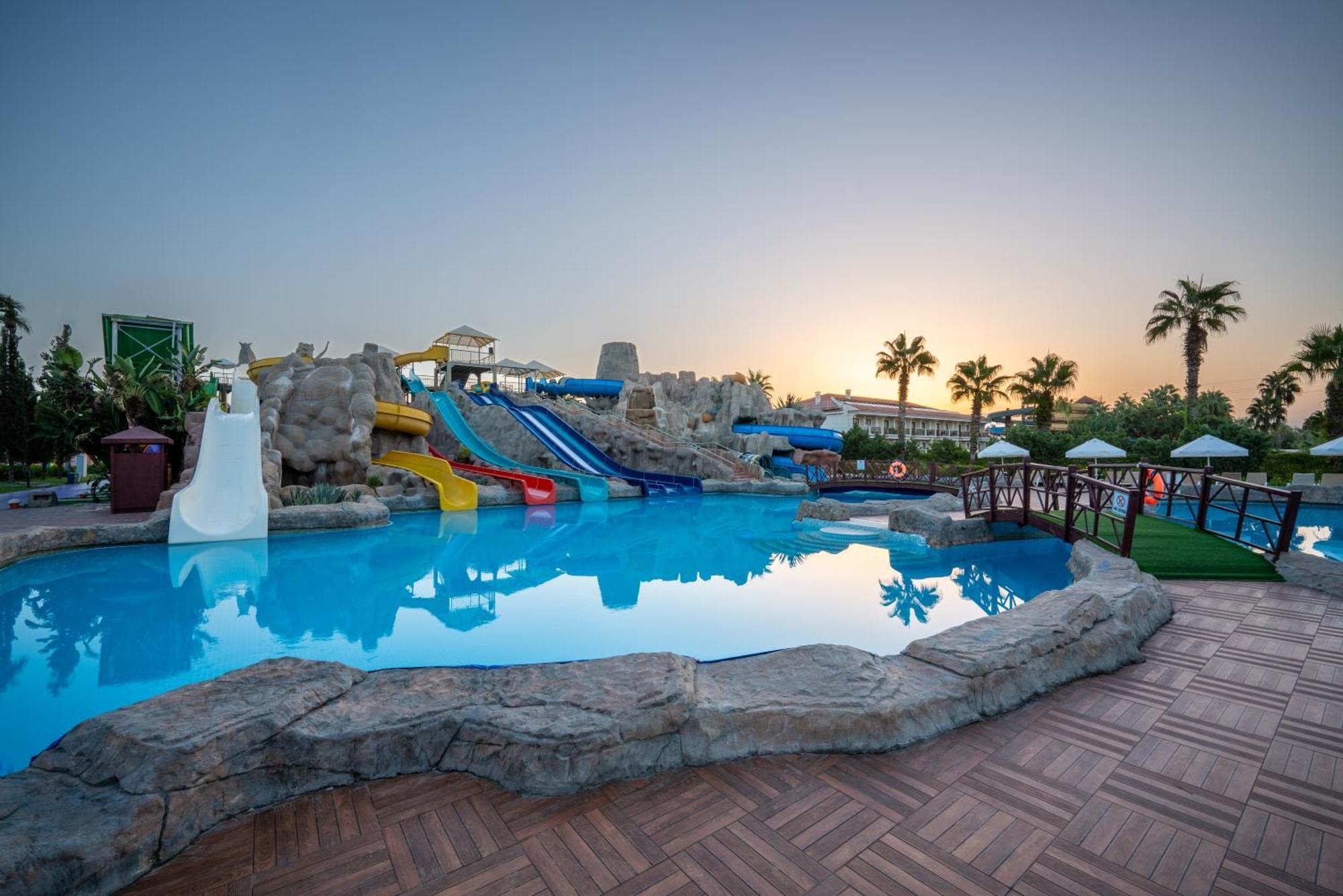 Selectum Family Resort Side 奇泽拉加克 外观 照片