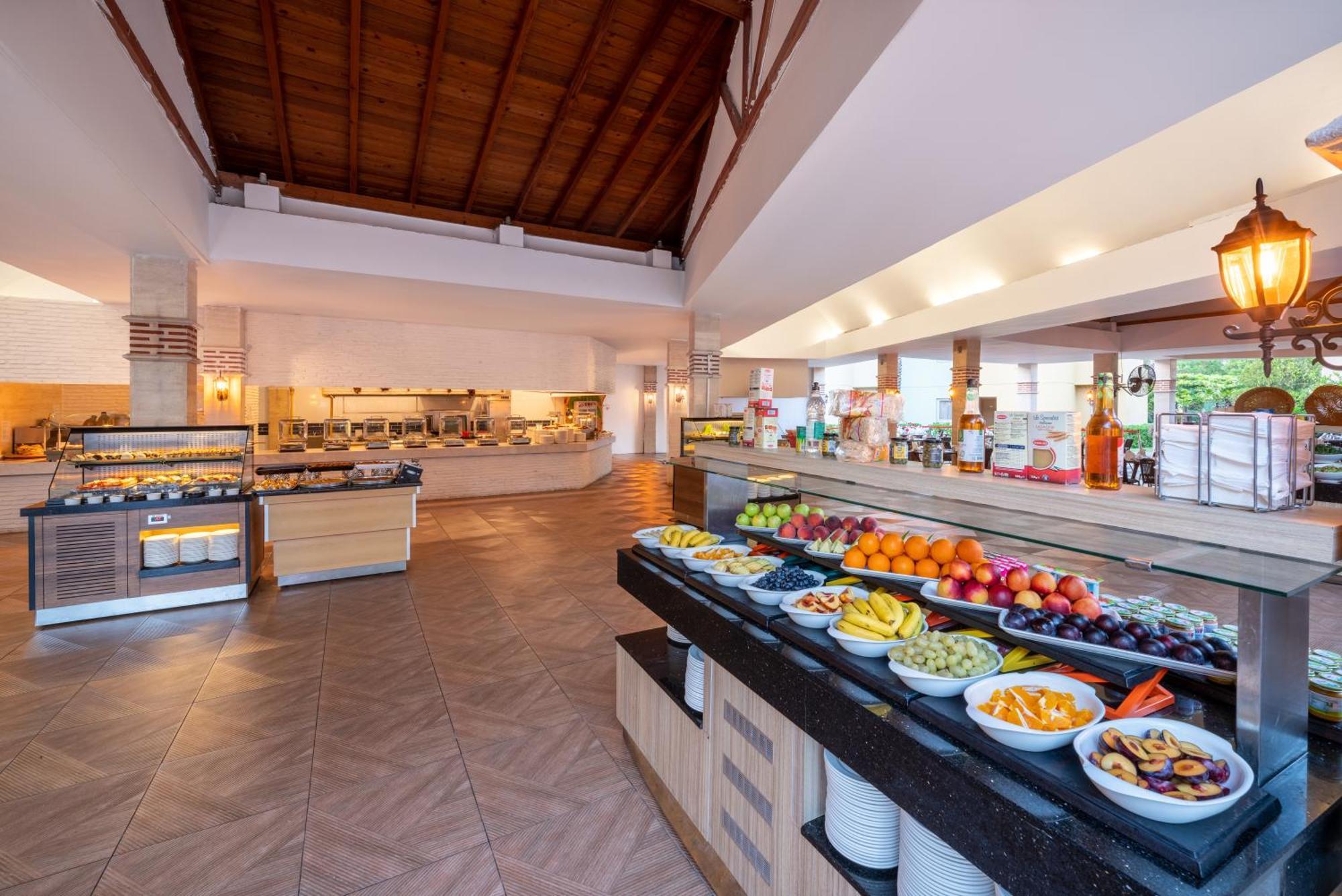 Selectum Family Resort Side 奇泽拉加克 外观 照片