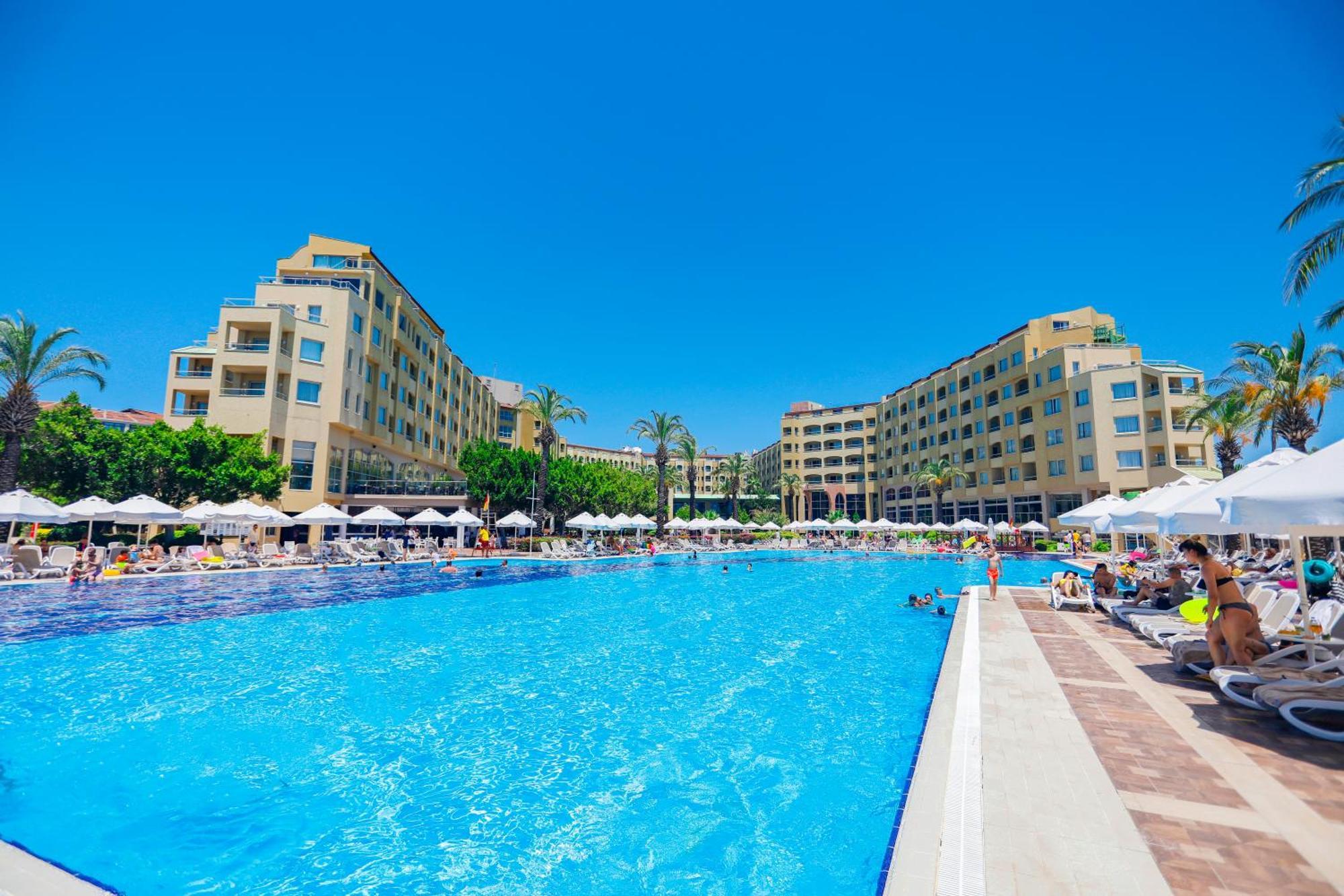 Selectum Family Resort Side 奇泽拉加克 外观 照片